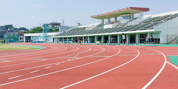 陸上競技場